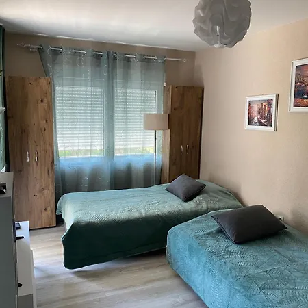 Happy 4 Apartment *