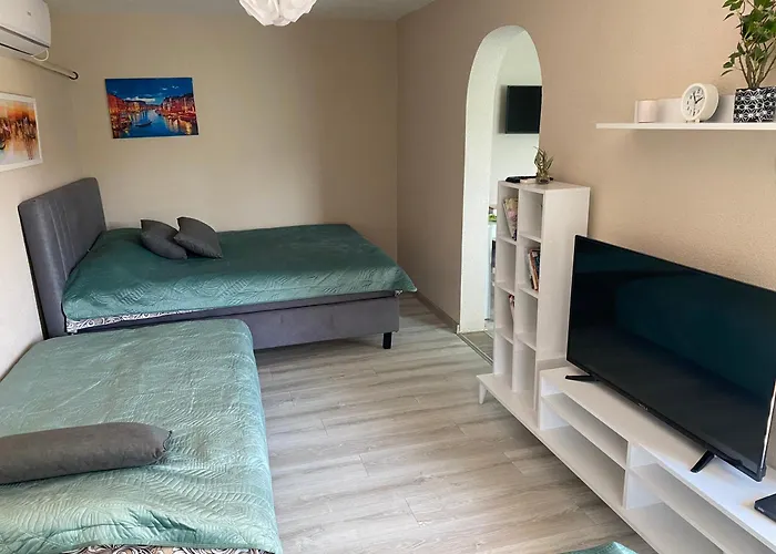 Happy 4 * Kragujevac